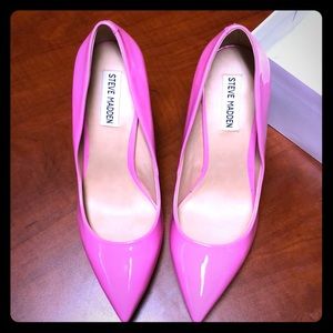brand new steve madden daisie pink pumps size 9!